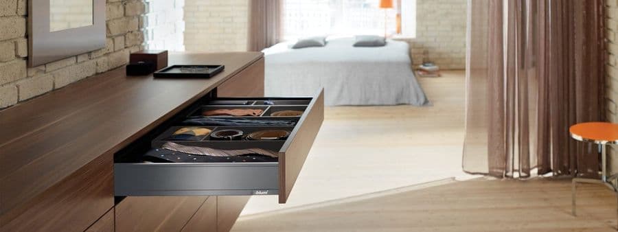 Blum LEGRABOX drawer system in Orion grey